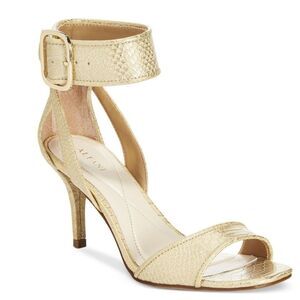 Alfani Casedy Creamy Gold Sandals Size 6